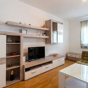 Anna With Free Private Parking , Pula Croatia